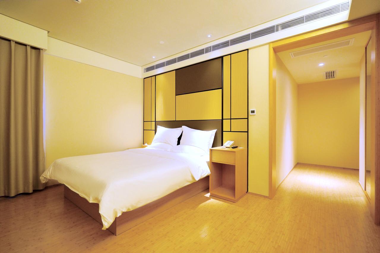 Hotel Ji Xinzhuang Longzhimeng 3*