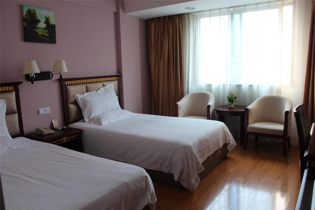 Hotel Yiting Four Season - Dongfang Road Branch Shanghái
