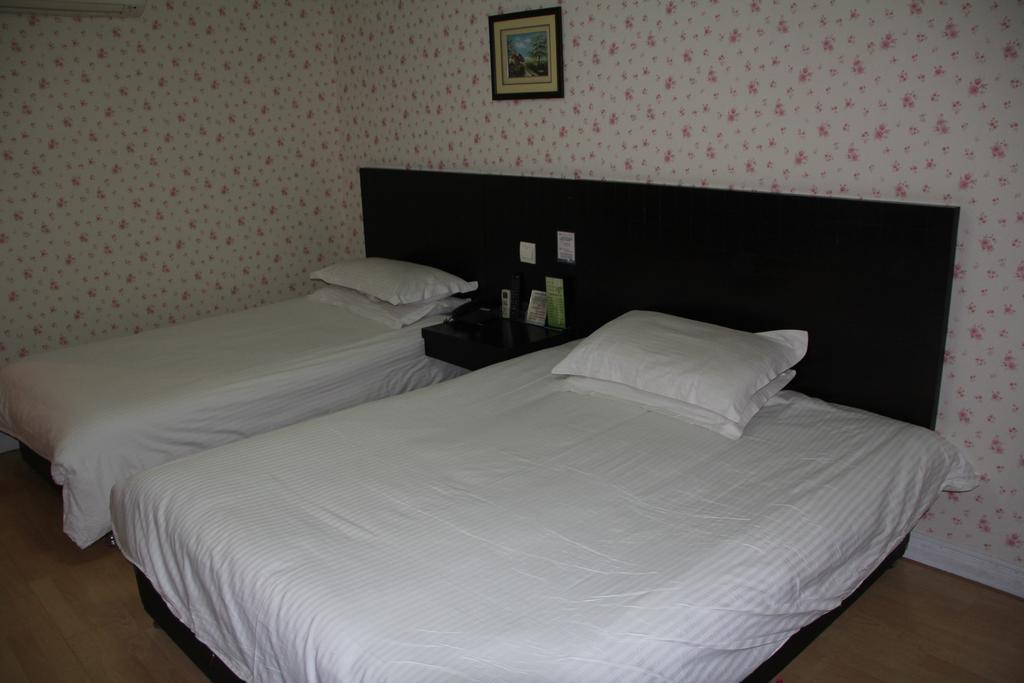 Hotel Jin Guang Hotel-people Square Branch 3*