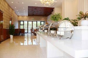 Otel Ramada Encore Pudong 3*