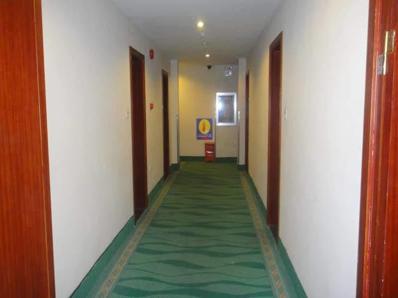 Hotel Greentree Dongming Road Subway Station Express Shanghai