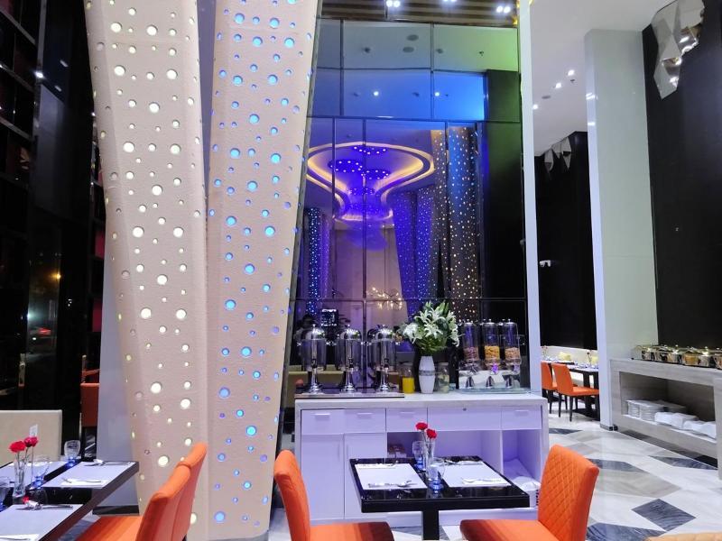 Hotel & Shanghai