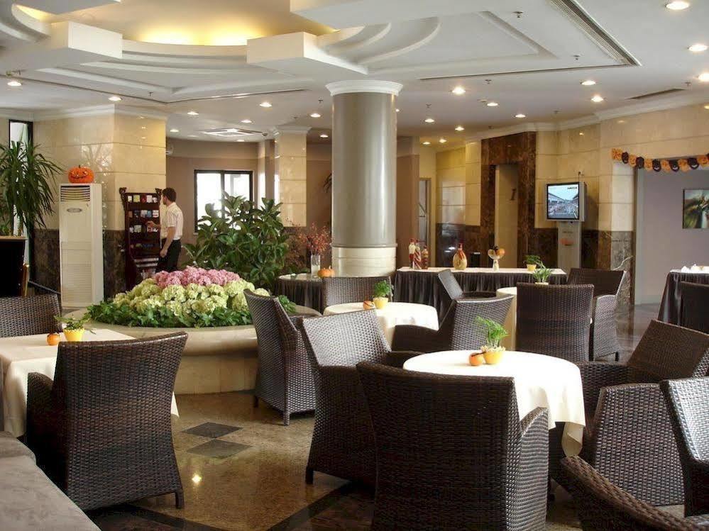 Hotel Huntington Terrace