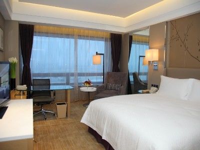 Hongqiao Airport - Air China 5*