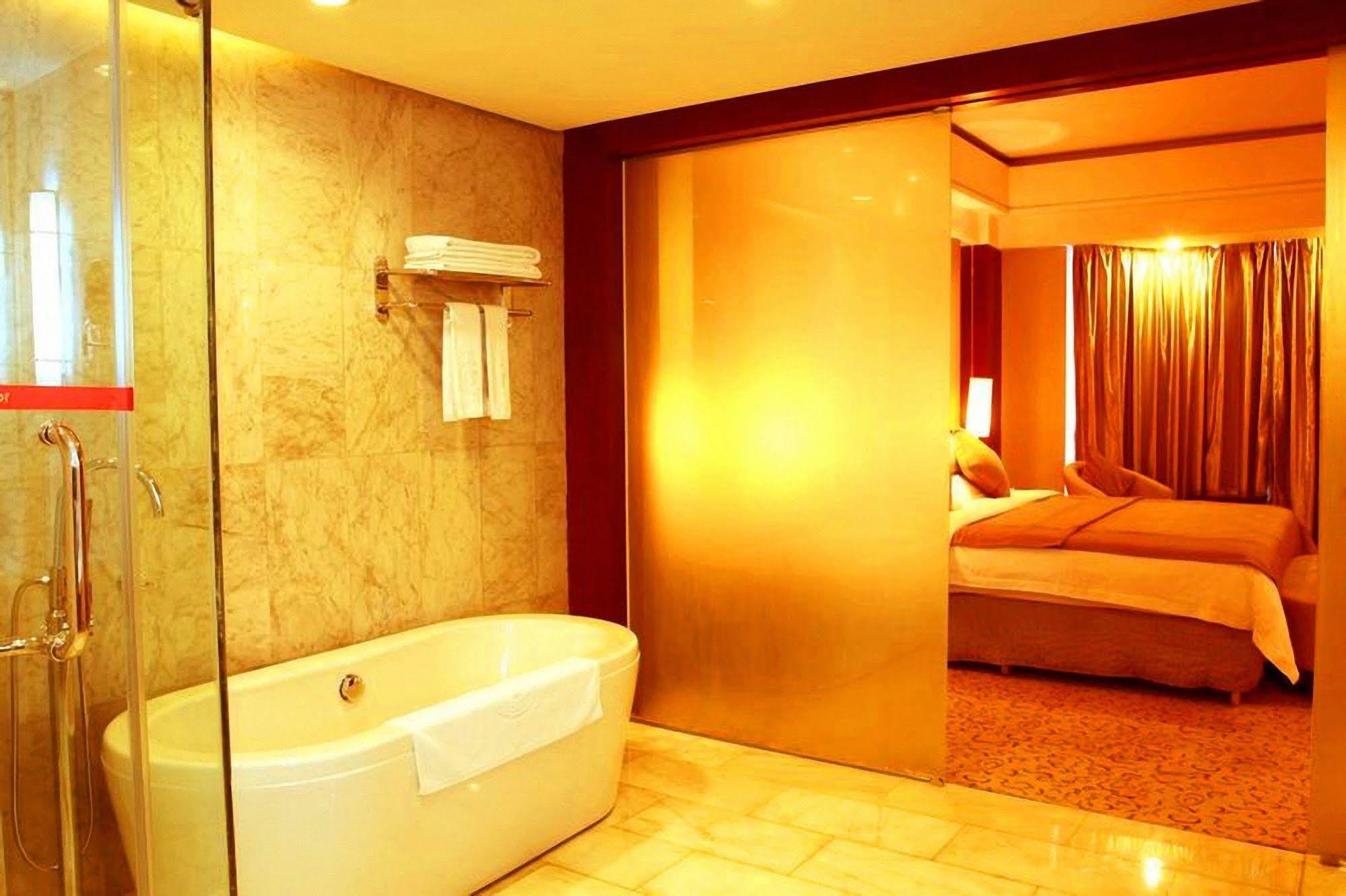 Khách sạn Great Tang 5*