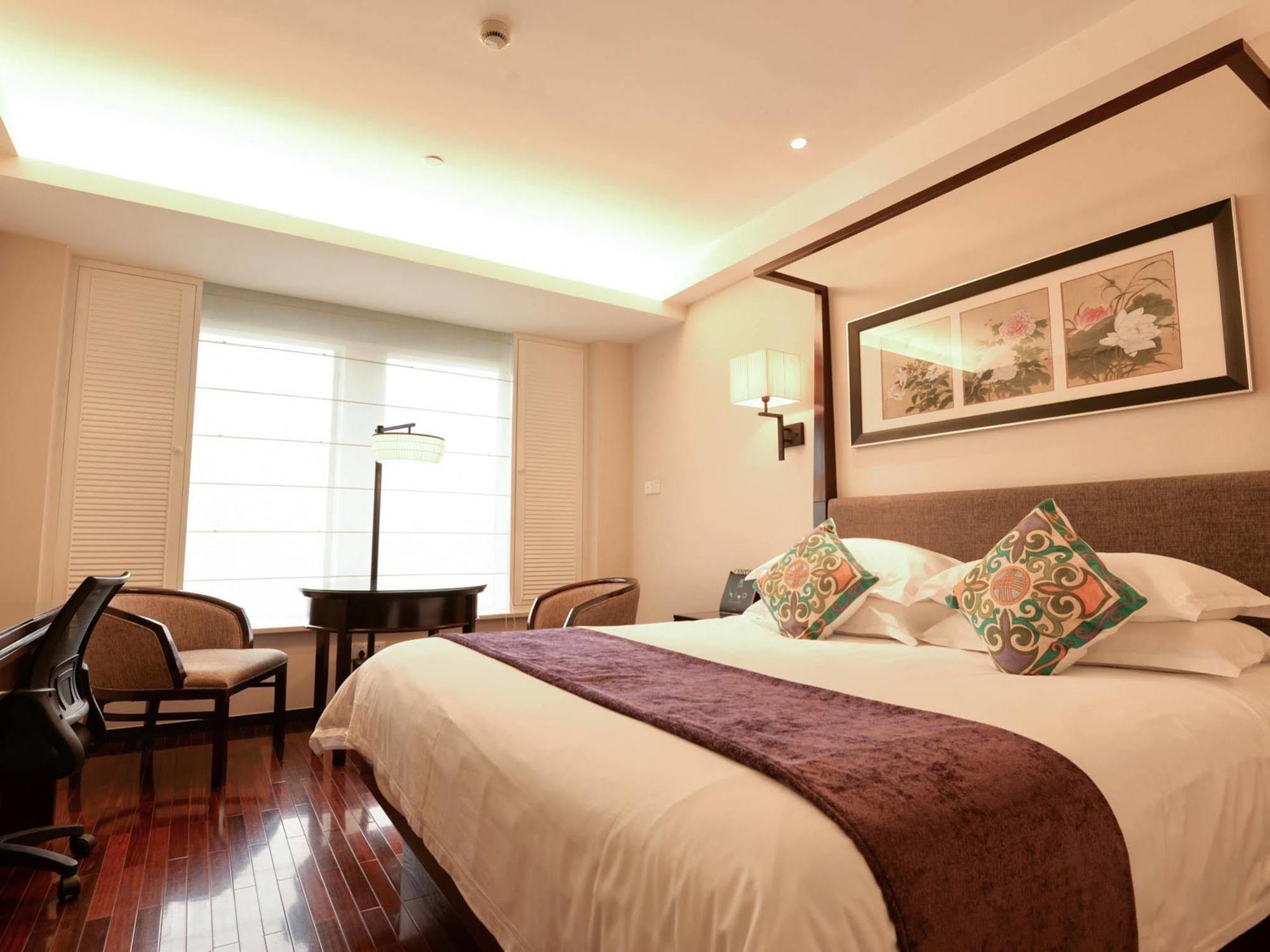 Ssaw Boutique Hongkou Hotel