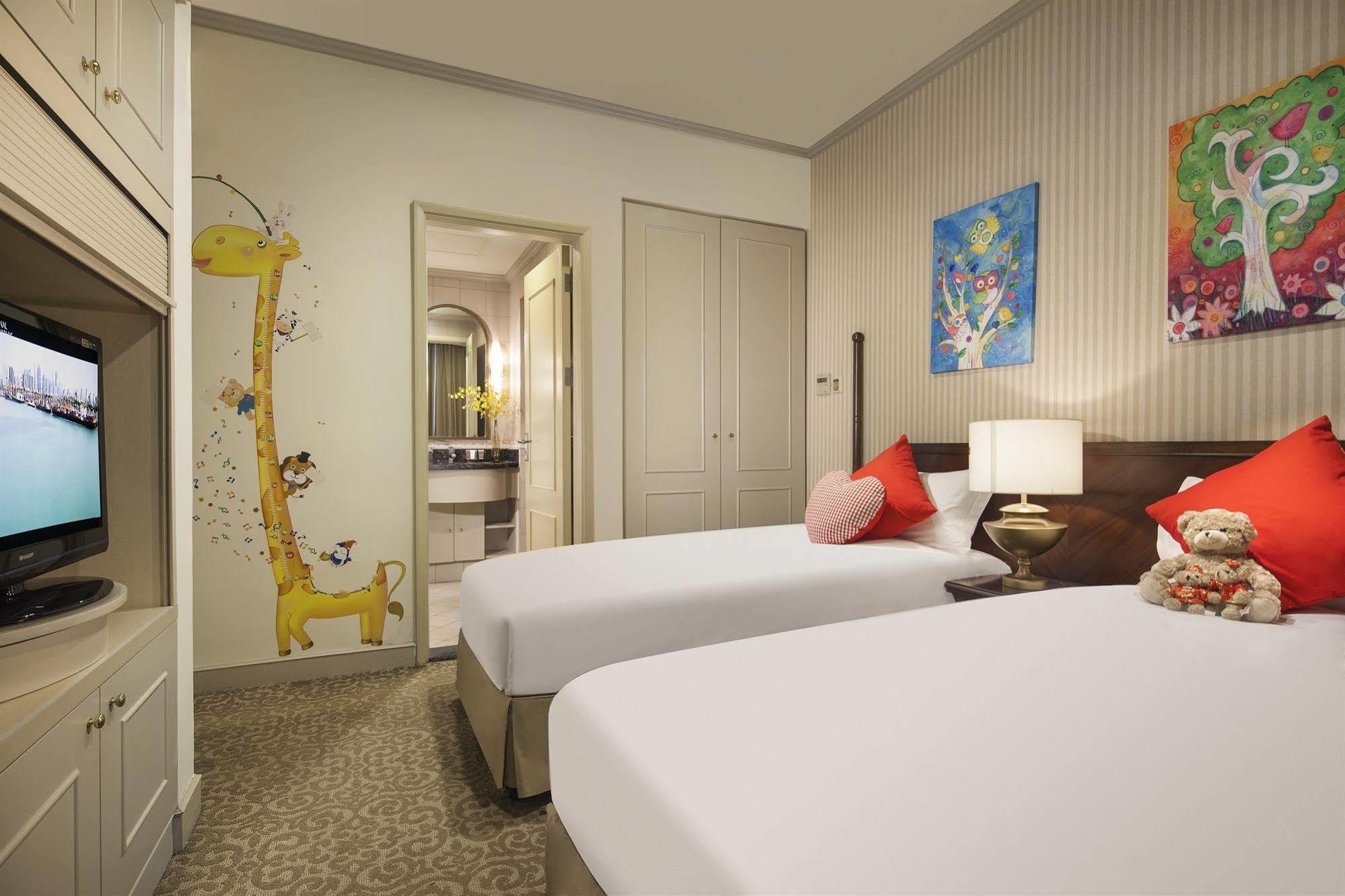 Green Court City Center, 4*