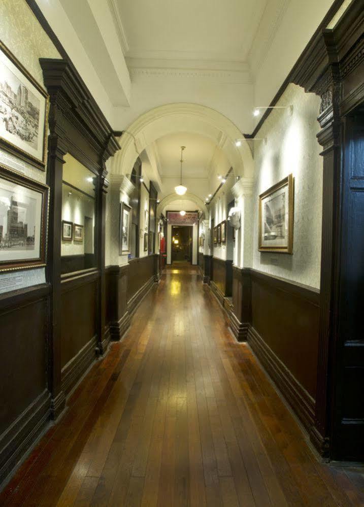 Astor House Hotel 3*