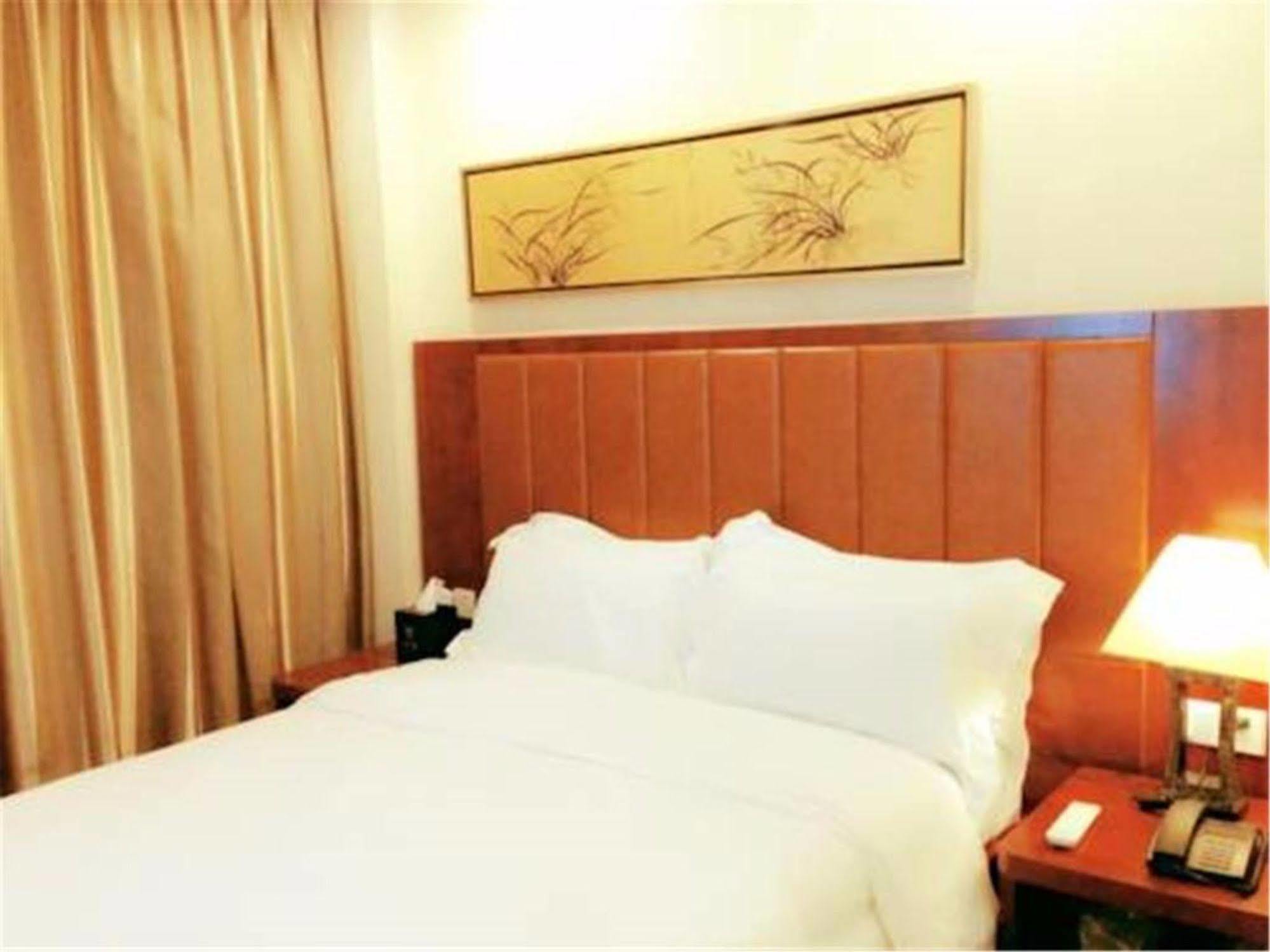 Hotel Royal Court Shanghai