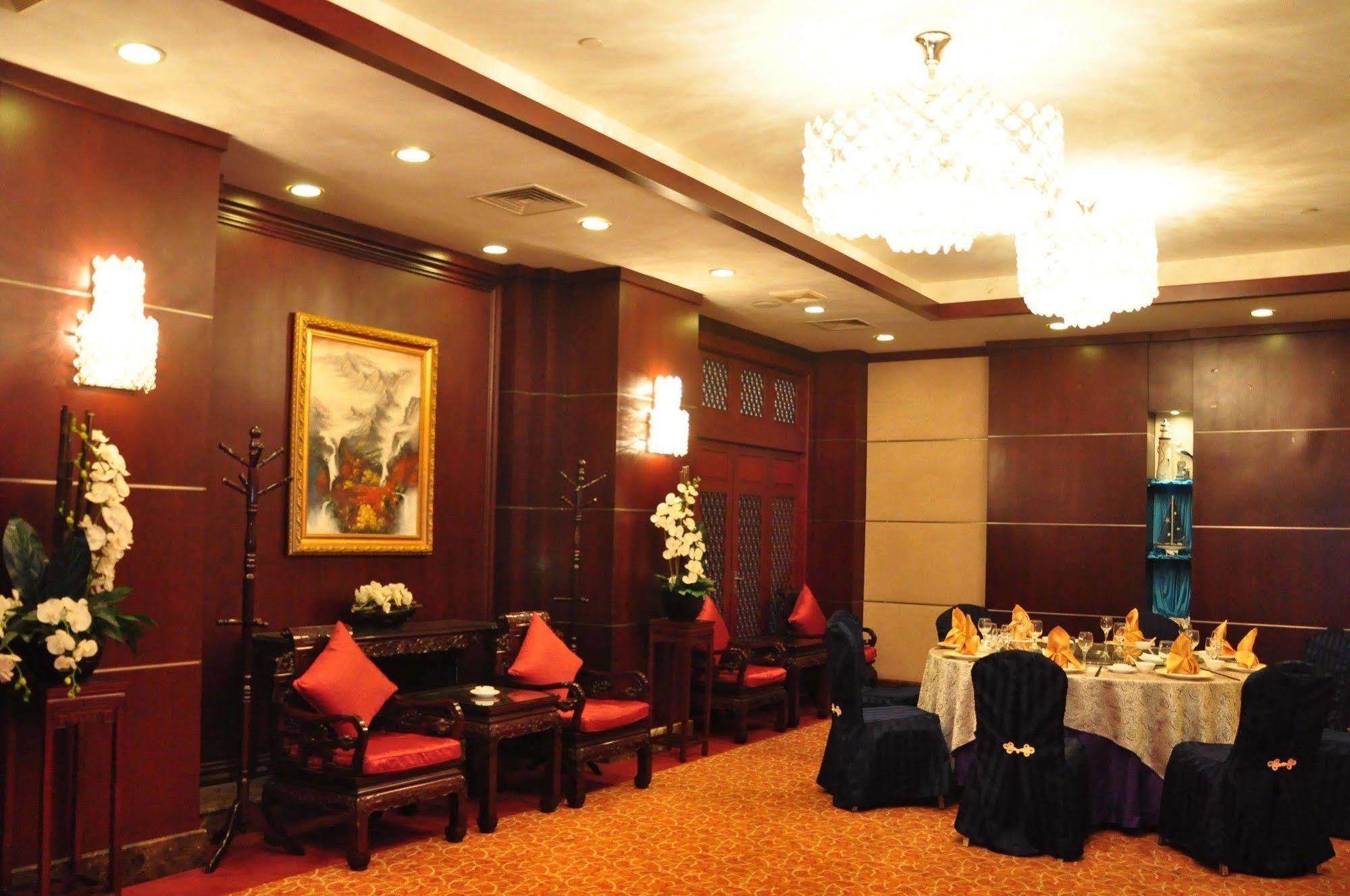 Pod The Bund Guangdong Road 4*