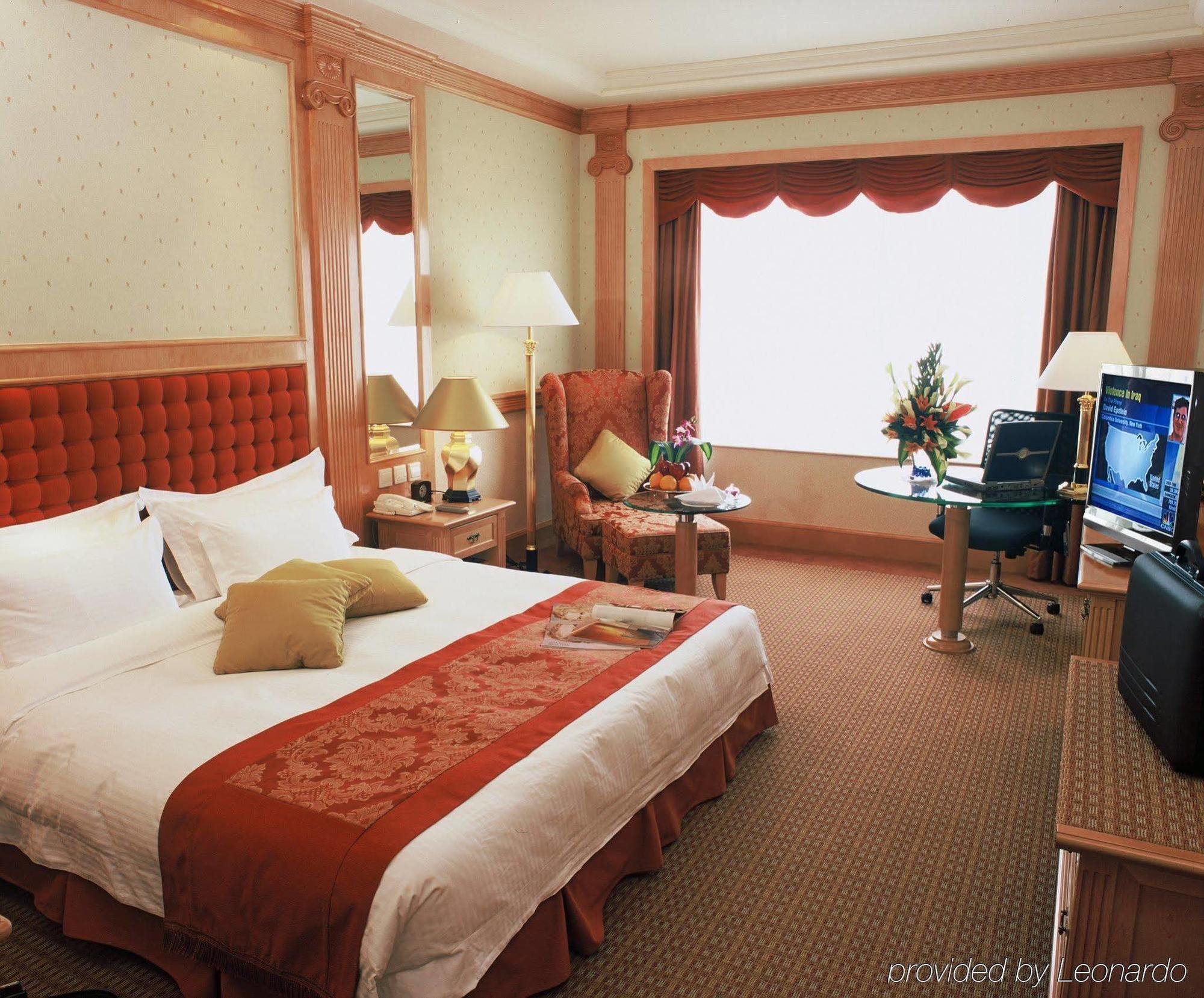 Otel Crowne Plaza By Ihg 5*