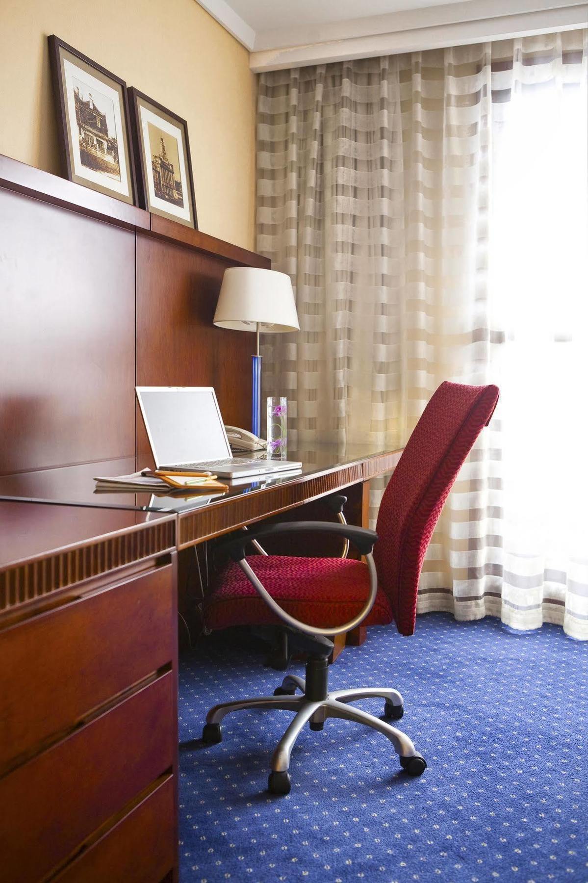 Hotel Courtyard By Marriott Pudong