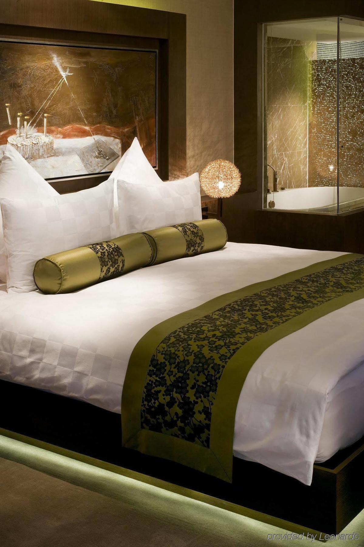Pudi Boutique Fuxing Park Hotel 5*