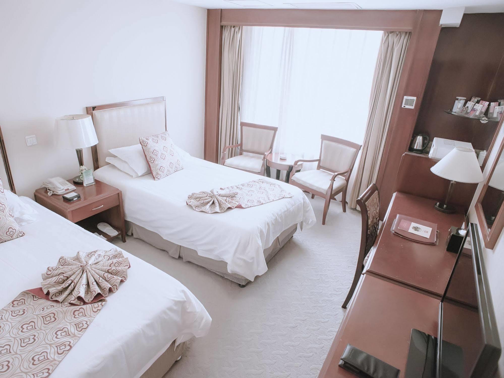 Charms Hotel