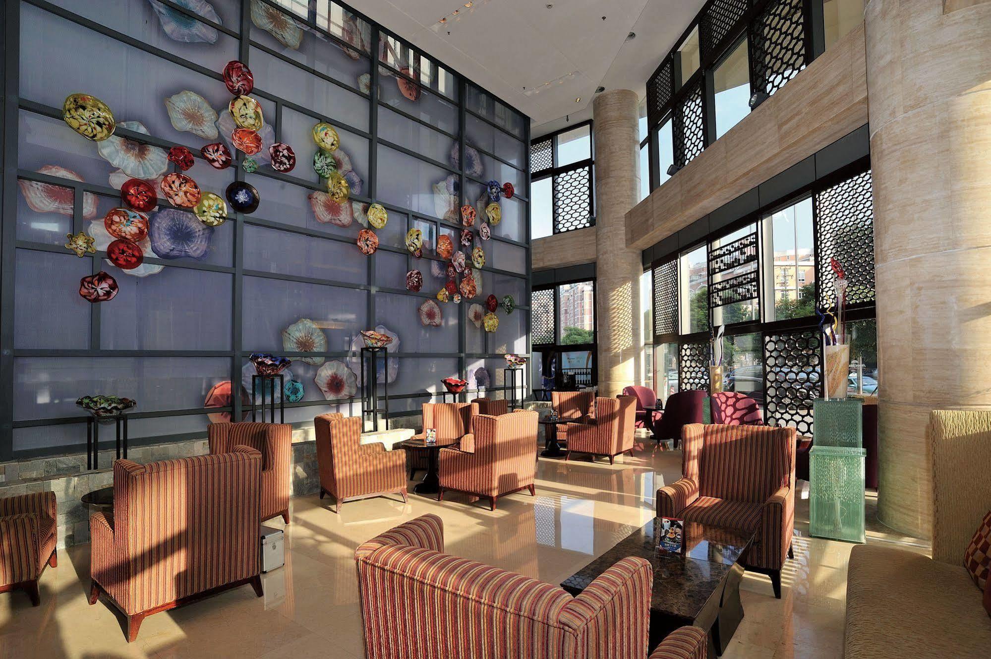 Howard Johnson Caida Plaza 5* Shanghai