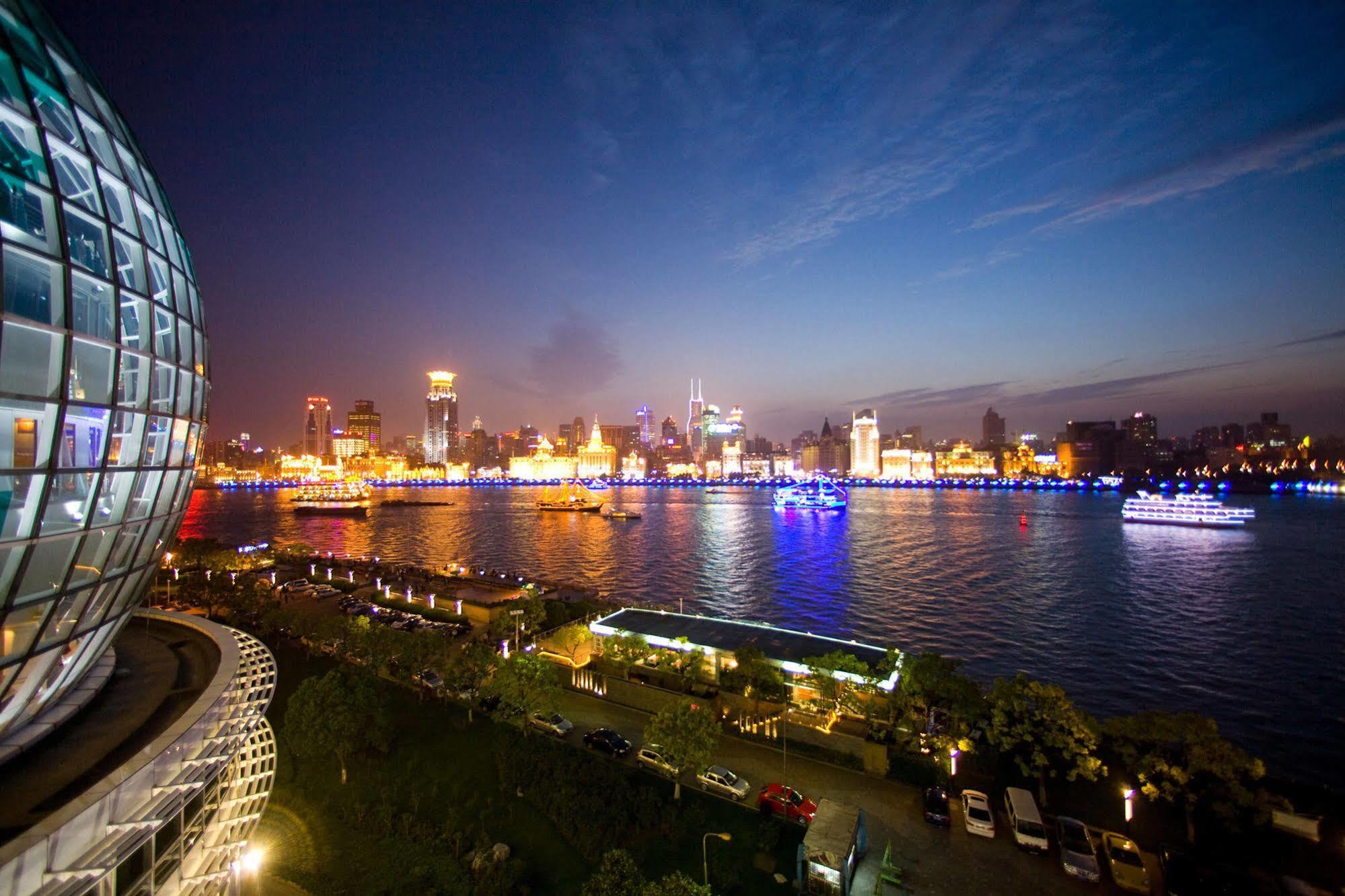 Oriental Riverside Bund View Hotel 5*
