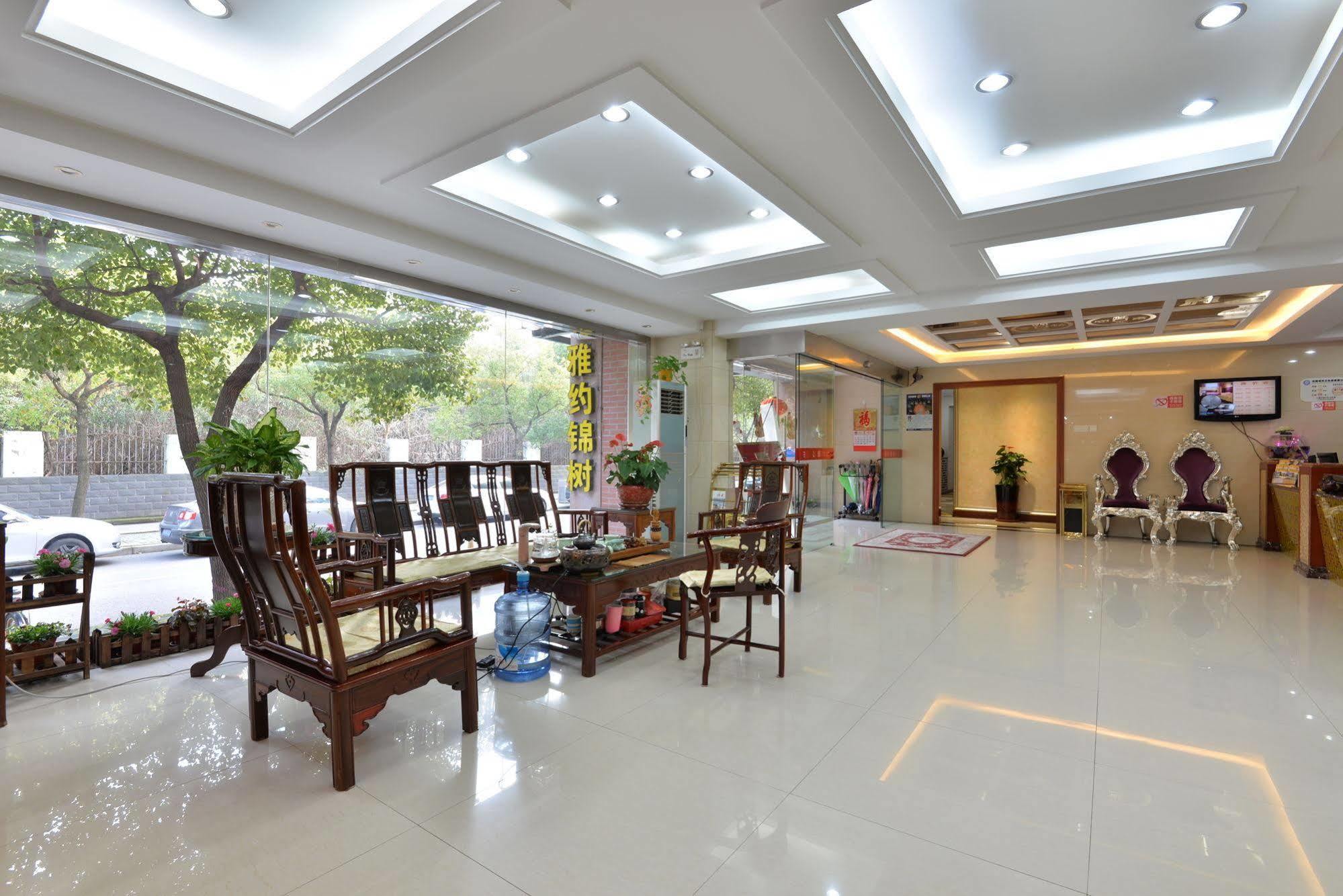 Irene Boutique - Jinshu Shop 3*