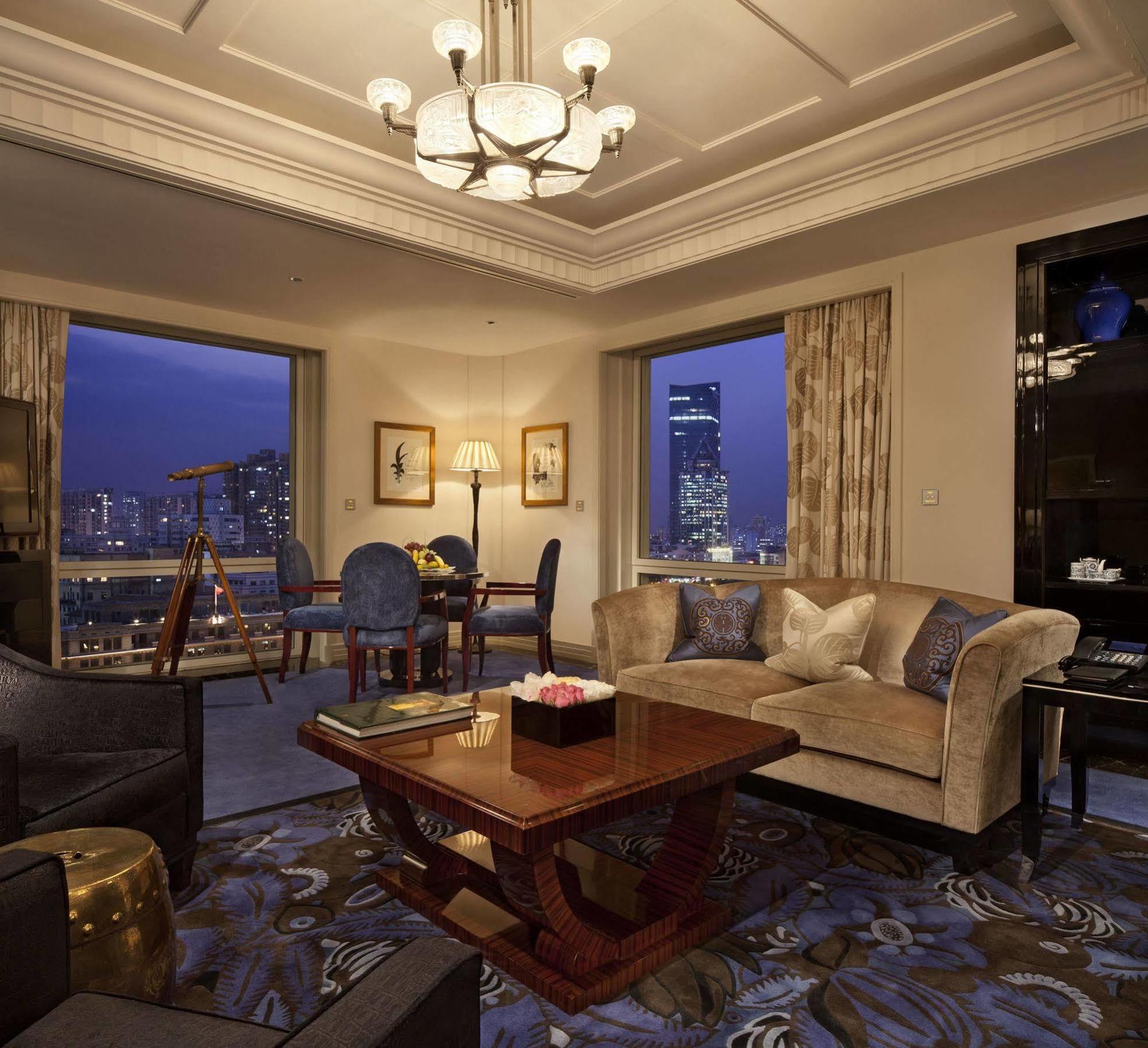 The Peninsula 5*