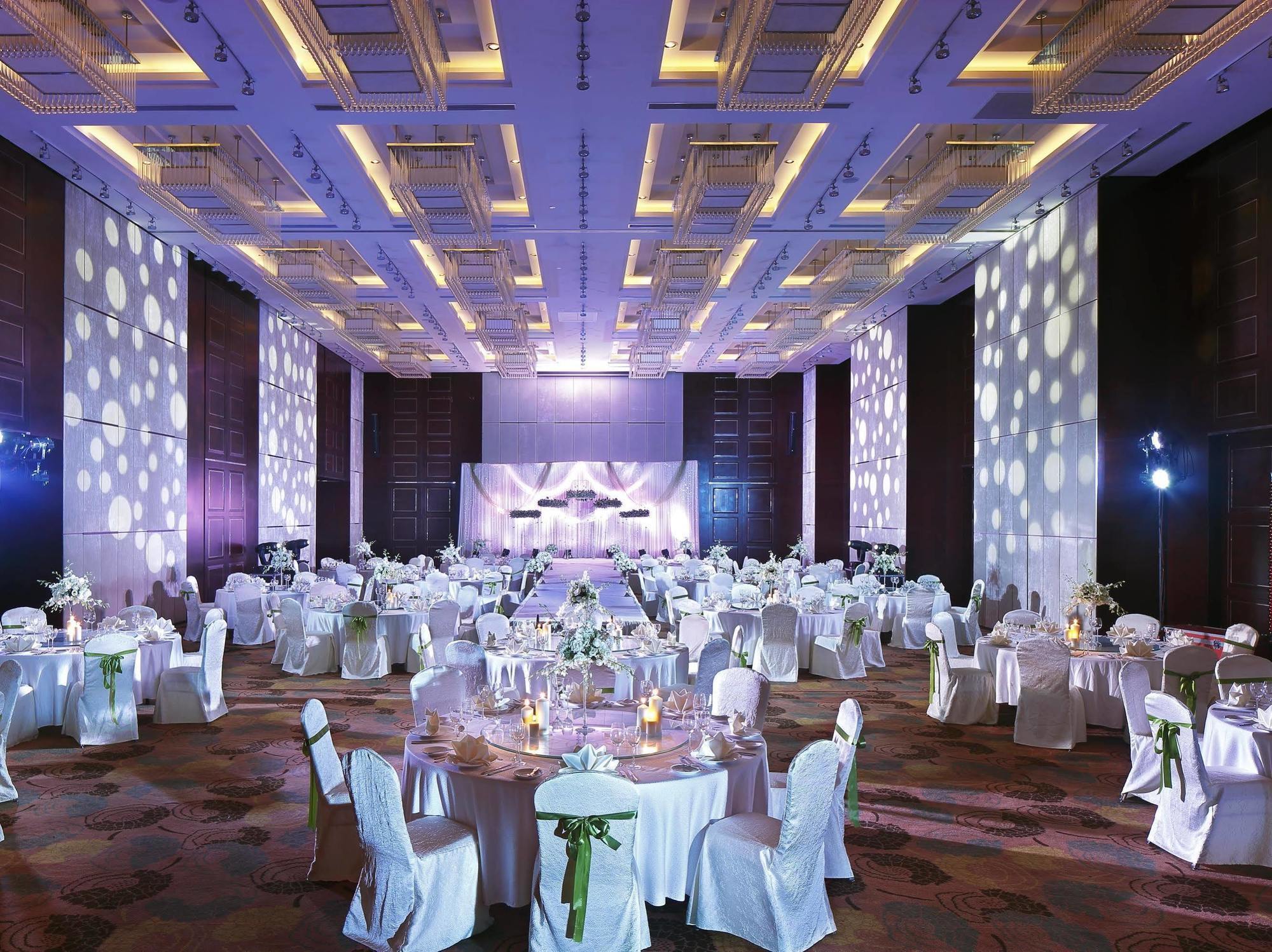 Khách sạn The Qube -close To Pudong International Airport And Disney Land