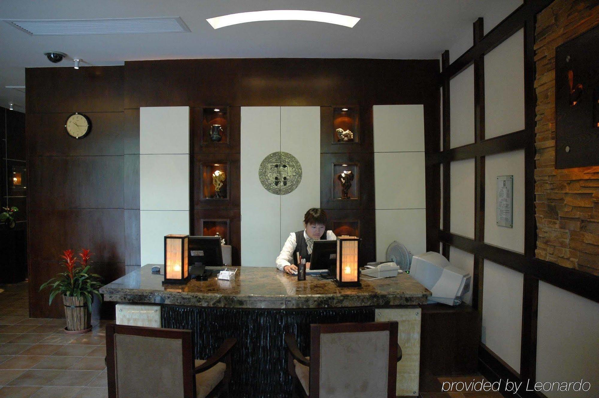 Baolong Homelike - Wujiaochang Branch Otel
