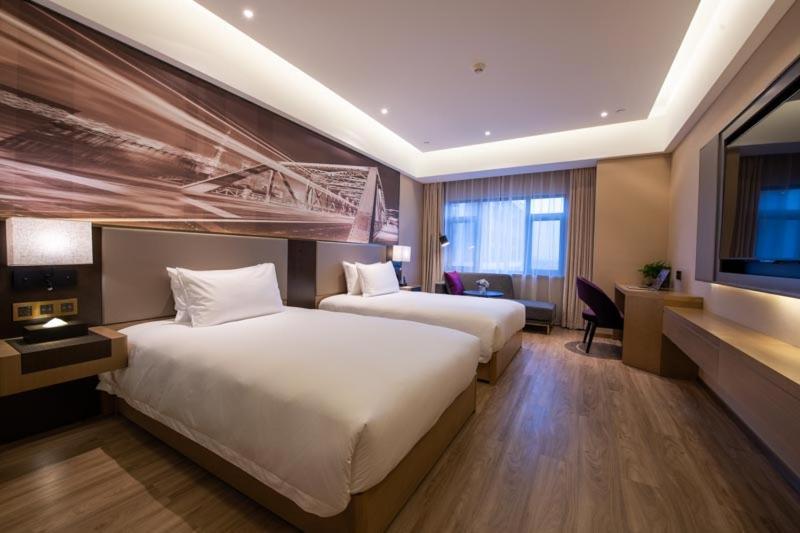 Mercure Shanghai Jiuting 4*