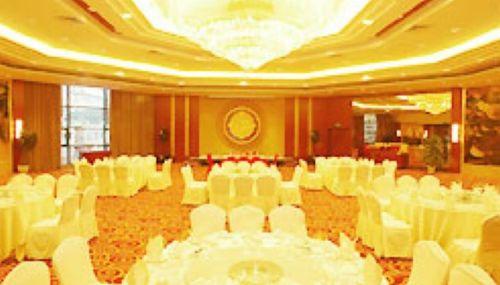 Songjiang Howard Johnson Hotel 4*