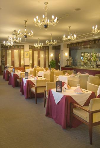 The Panorama On The Bund 4*