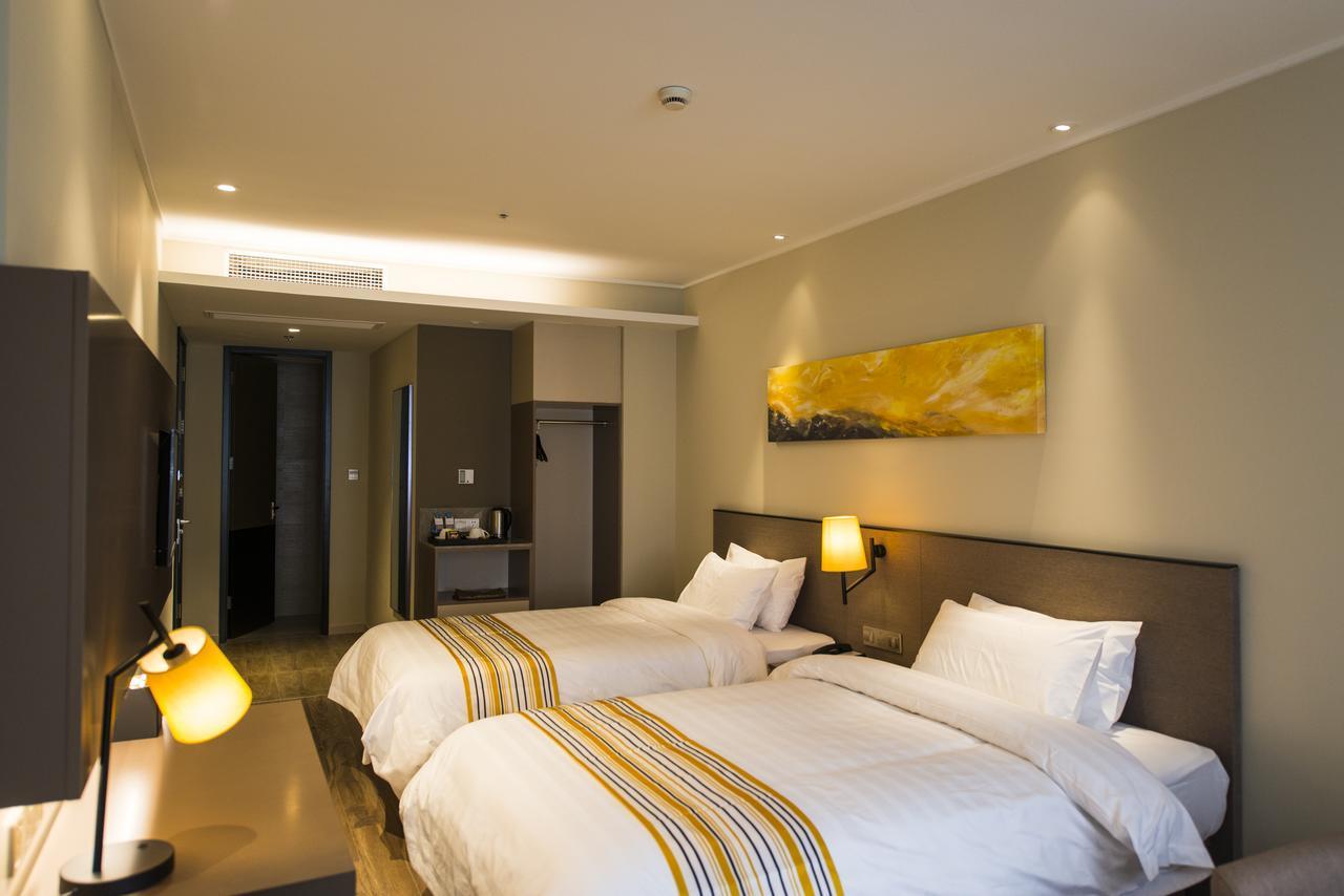 Plus Xujiahui Branch 3*