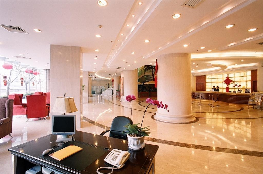 Hotel Hengsheng Peninsula International 4*