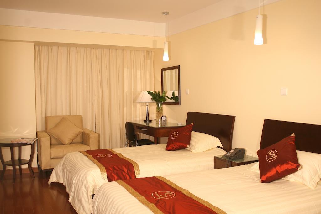 Hotel Dingtian Ruili Service
