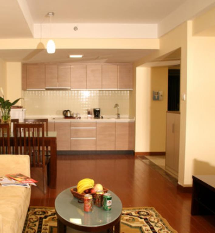 Dingtian Ruili Service Hotel