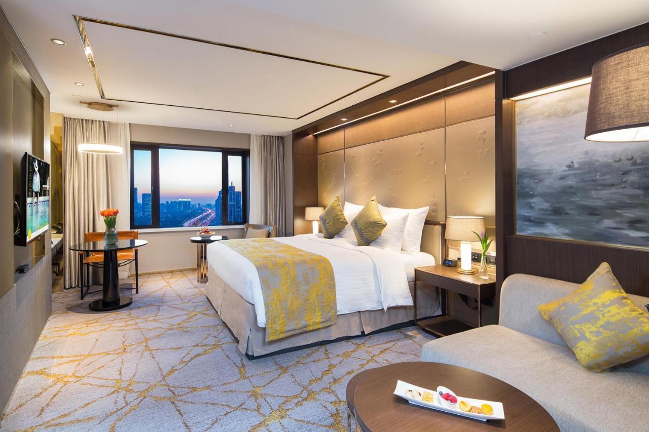 Hotel Golden Tulip Hongqiao - A Louvre