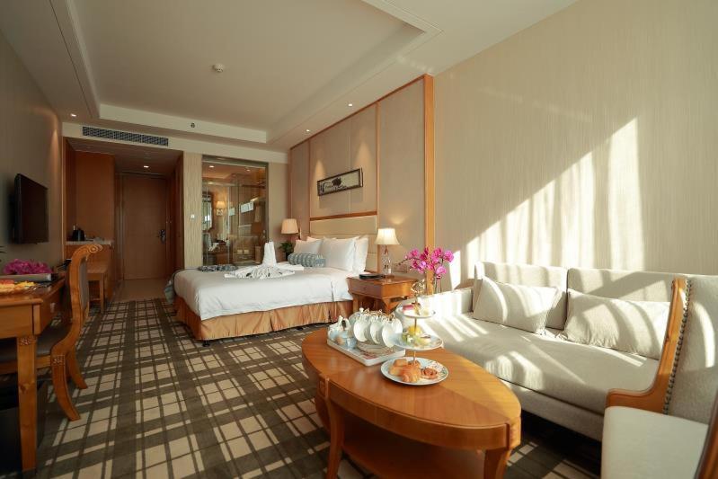 Hotel Fliport Garden 4*