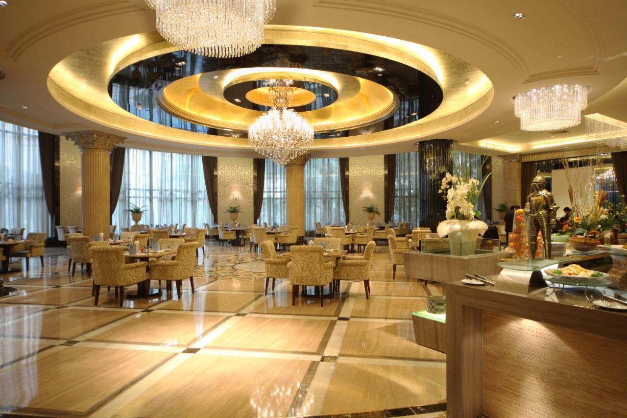 Chateau Star River Pudong Hotel