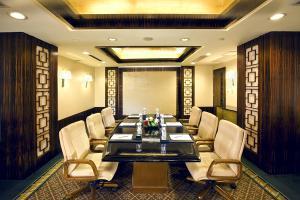 Hotel Golden Tulip Hongqiao - A Louvre