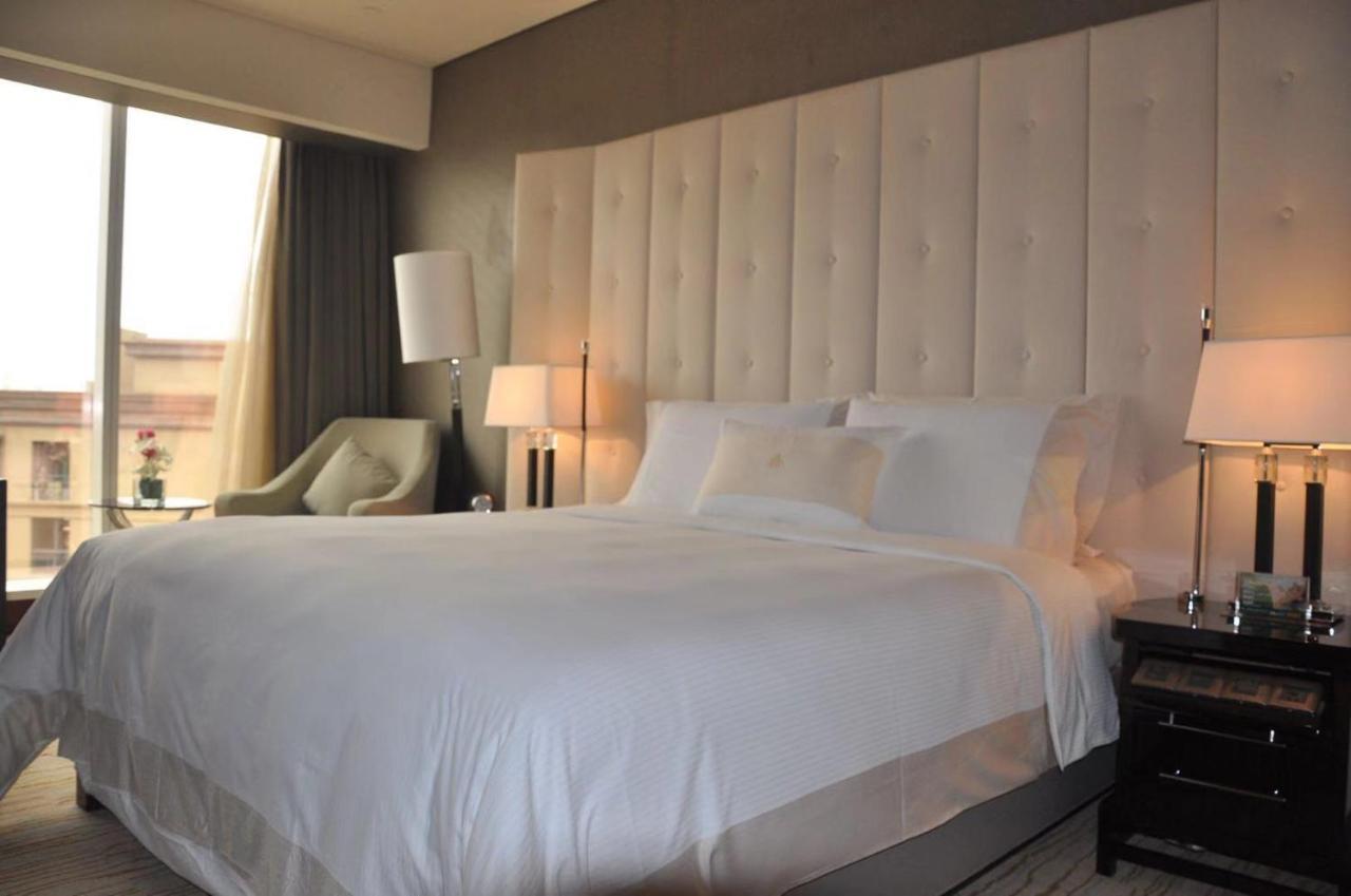 Royal International - Pudong International Airport Otel