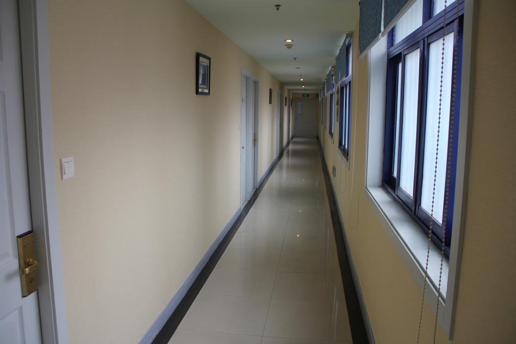Jin Guang Hotel-people Square Branch