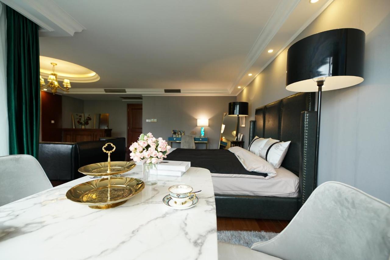The Bund View Apartment Shanghai