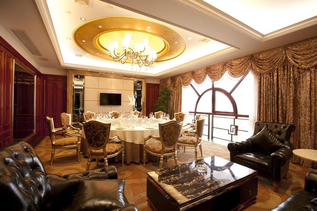 Friend 4* Shanghai