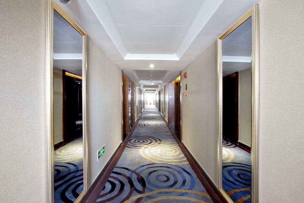 Hotel Friend 4*