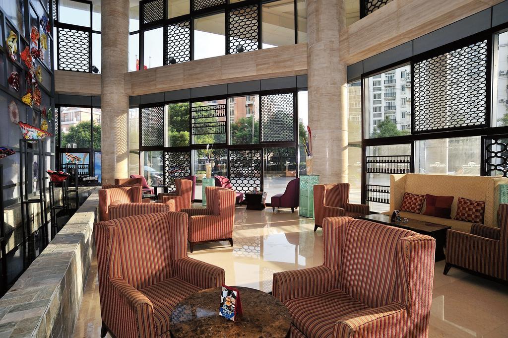Howard Johnson Caida Plaza 5* Shanghai