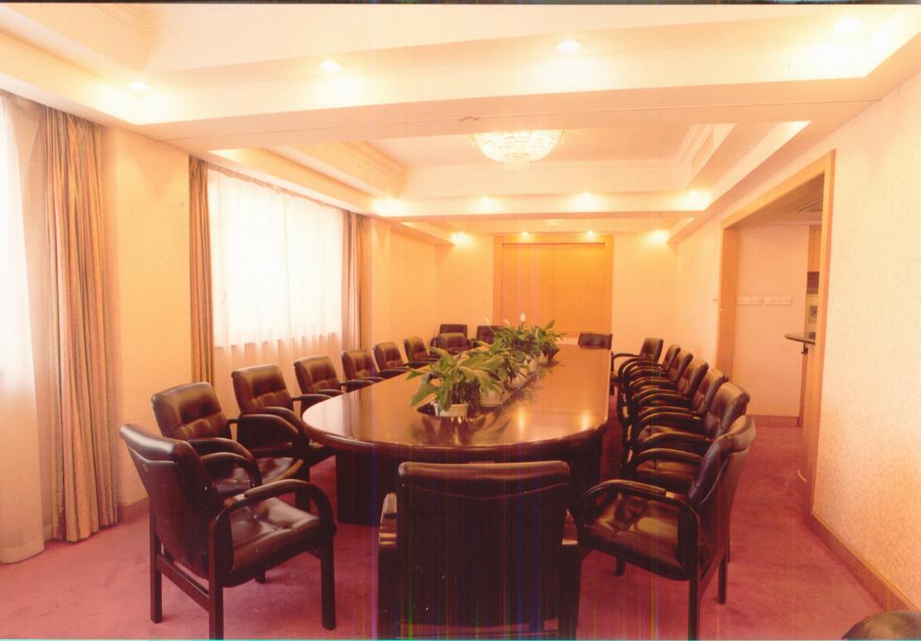 Hotel Jin Sha Jin Jiang 3*