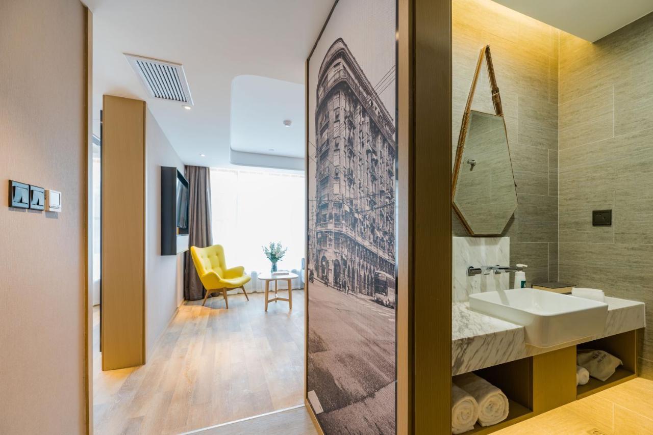 Atour S Oriental Pearl Tower Hotel 4*