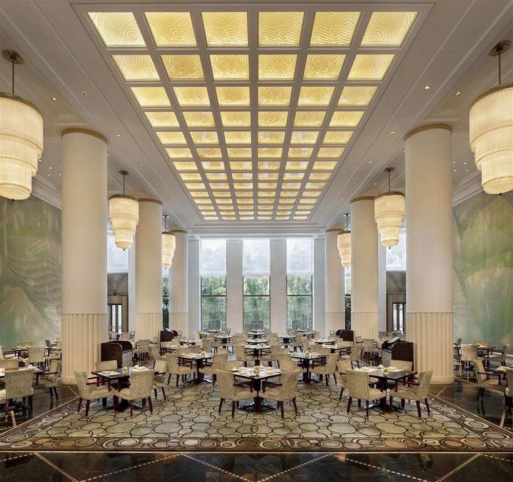 The Peninsula Hotel 5*