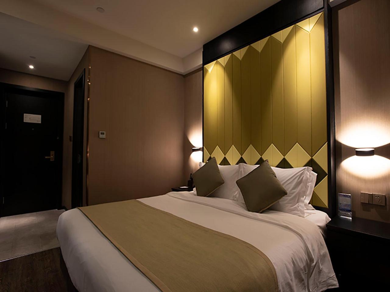 Shanghai-deco Hotel-free Shuttle Bus To Pudong Airport And Disneyland Hotel 4*