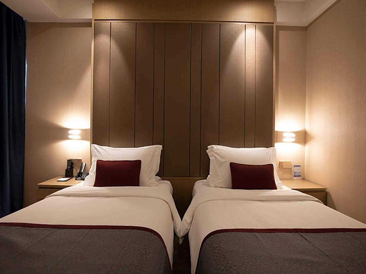 Shanghai-deco Hotel-free Shuttle Bus To Pudong Airport And Disneyland Hotel