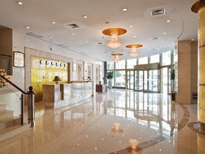 Starway Xuhui District 3*