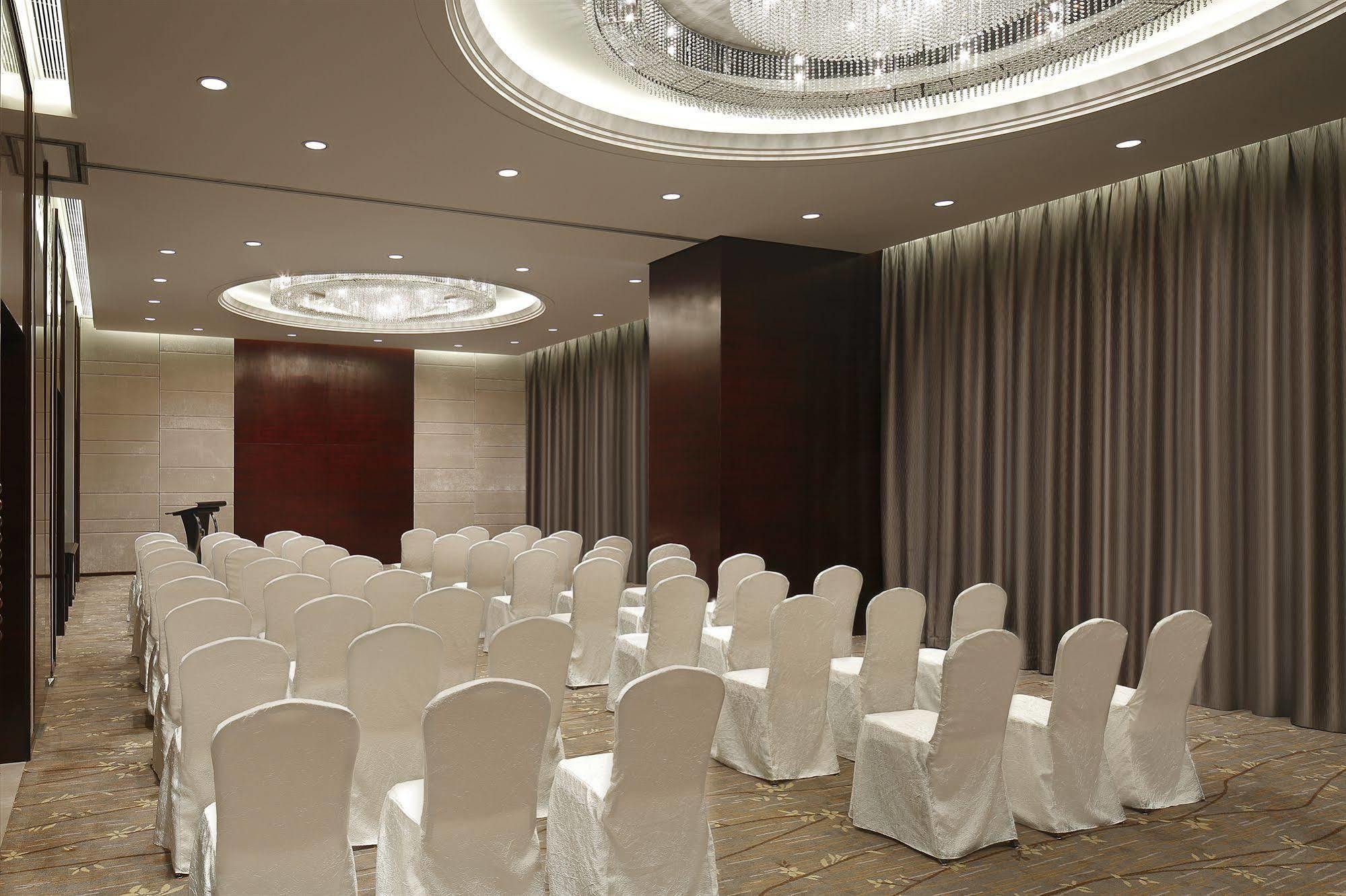 The Qube -close To Pudong International Airport And Disney Land Khách sạn 5*