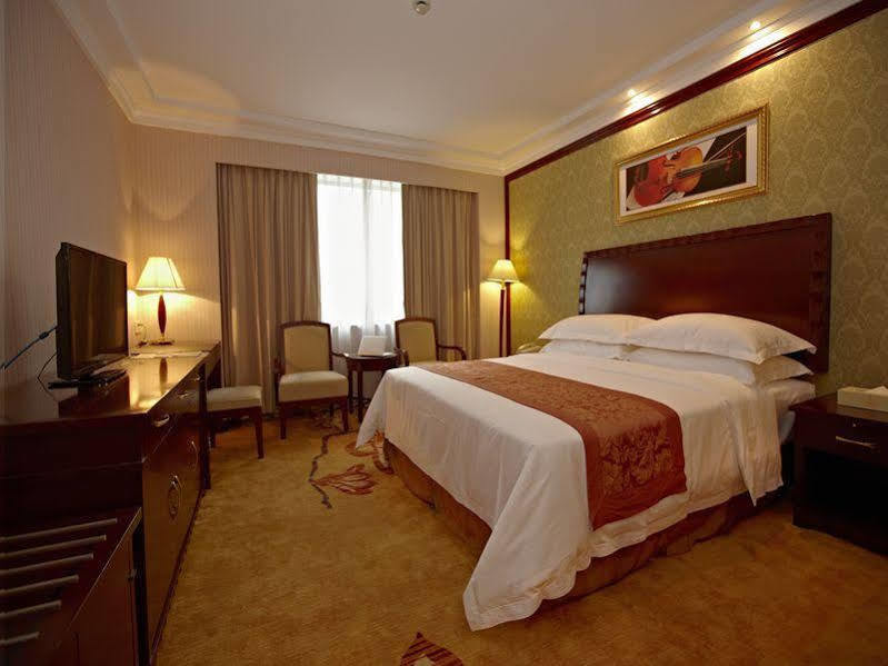 Hotel Vienna International Train Station Shanghai