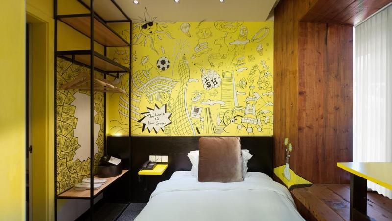 Hotel 8 Art Hotel